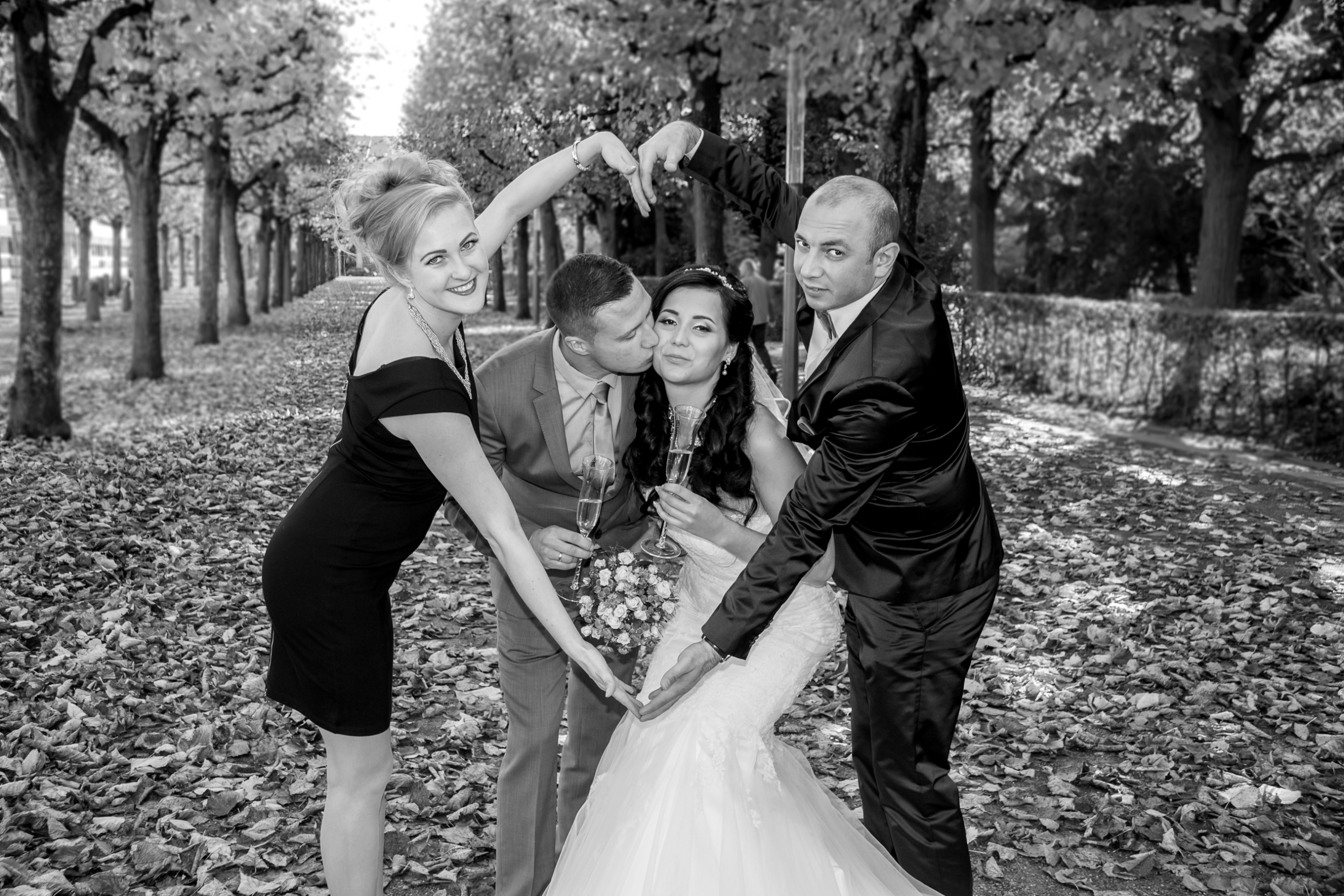 Hochzeitsfotograf Enzkreis erstellt Hochzeitsreportagen, bietet Paarshootings &amp;amp; Videos im modernen, kreativen und echten Stil an